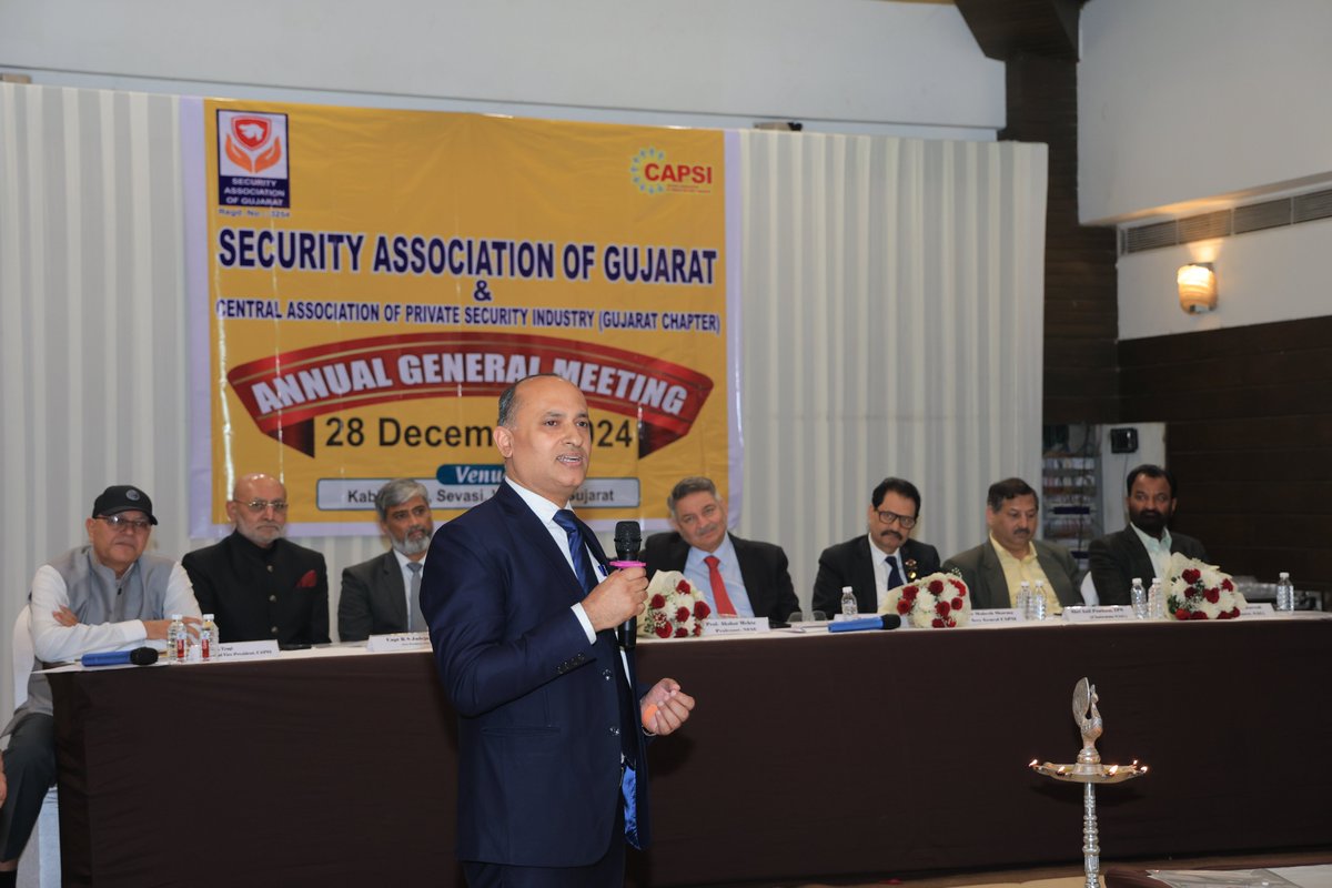 akshat_humane's tweet photo. Participated in the Annual Conference of Security Association of Gujarat #SAG at Vadodara, Gujarat. Met key security stakeholders & apprised the participants about activities & initiatives of #NFSU and the School of Police Science & Security Studies #SPSSS in the Security domain. https://t.co/LVYXmlSEs4