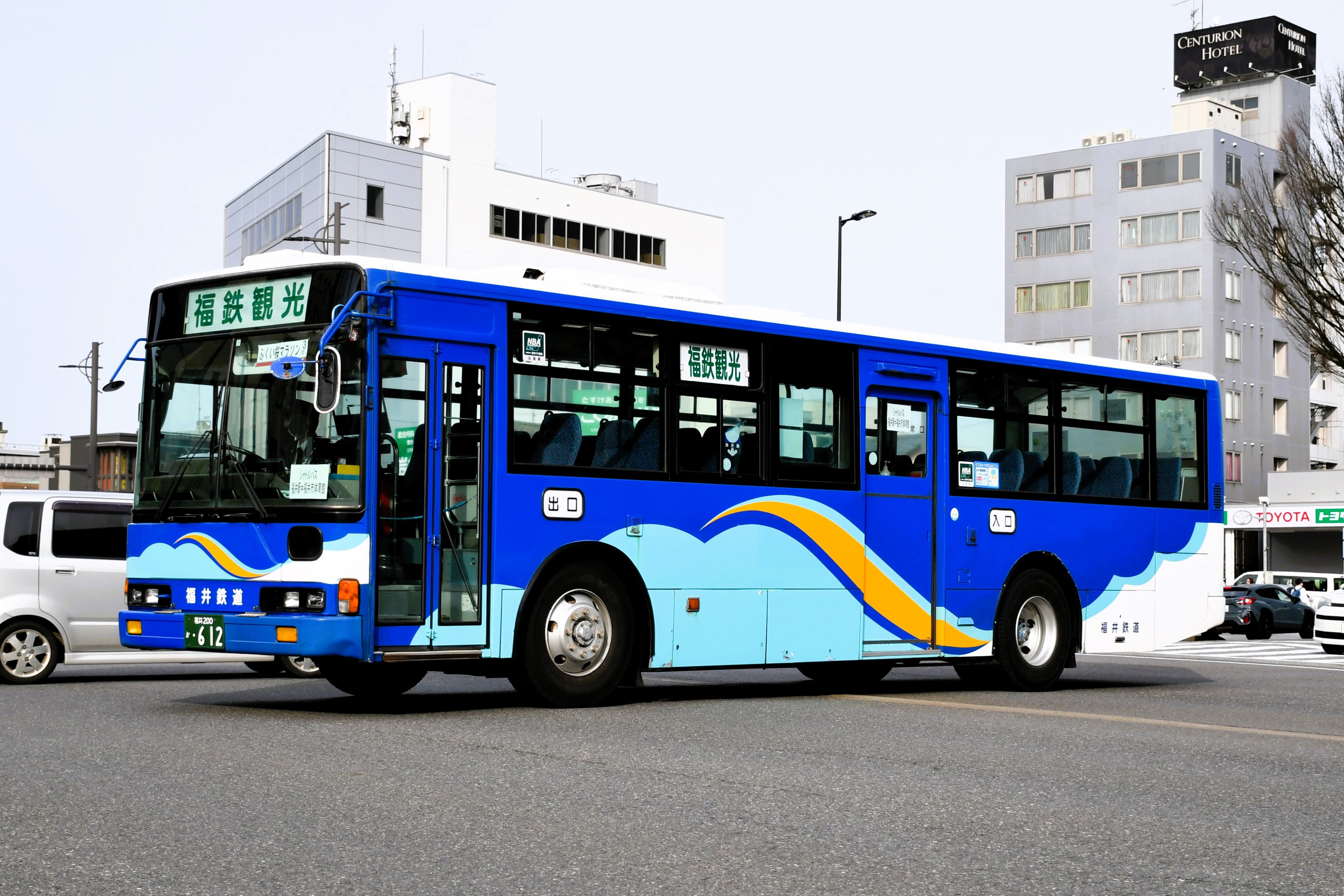 バス　連結バス　11台 ファイル:644-2956 JHB U-MS726S NishiAtami.jpg - Wikipedia