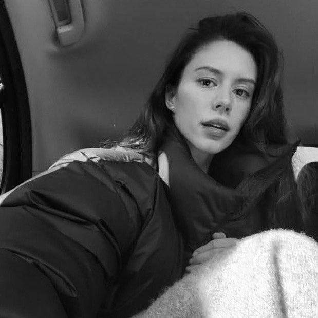 ⠀

⠀ ⠀ в белграде
⠀ ⠀ непозволительно для
⠀ ⠀ наступающих праздников тепло.

⠀