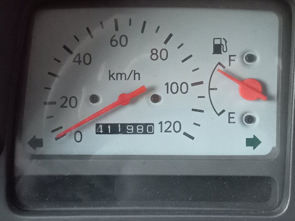 nccZX972's tweet photo. 最後の走り納めはﾐｾﾞｯﾄⅡ
令和６年の走行距離は12,094km、ガソリンは596.12L使用。
ガソリン価格が⤴️してるから、３台合わせた使用量は例年よりも3百数十ｌ減ってましたわ😓。
あとは家で飲んで食って……😁

来年も宜しくお願い致します。
それでは皆様良いお年を！

#ﾐｾﾞｯﾄ2 https://t.co/OaUL52SceZ