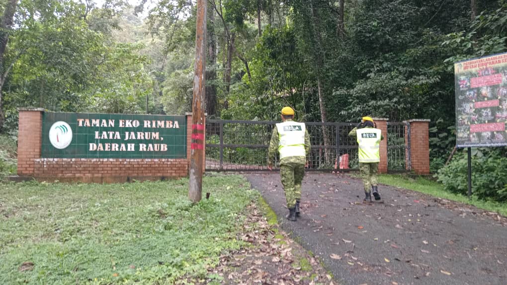 RELARaub's tweet photo. RONDAAN KOMUNITI RELA BERSAMA PDRM 2024 DAERAH RAUB 
Tarikh : 30 Disember 2024 (Isnin)
Masa : 8.00 Pagi - 4.00 Petang
Tempat : Sekitar Kawasan Raub dan Dong https://t.co/oHkqEpP2yZ