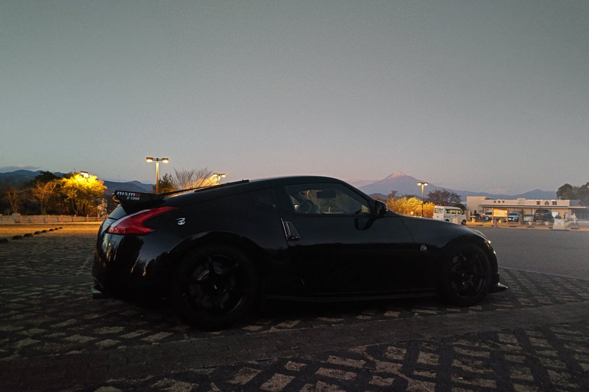 oshagara2's tweet image. 今年もありがとうZ！！
来年も一緒に頑張るぞ(*´ω｀*)
＃走り納め