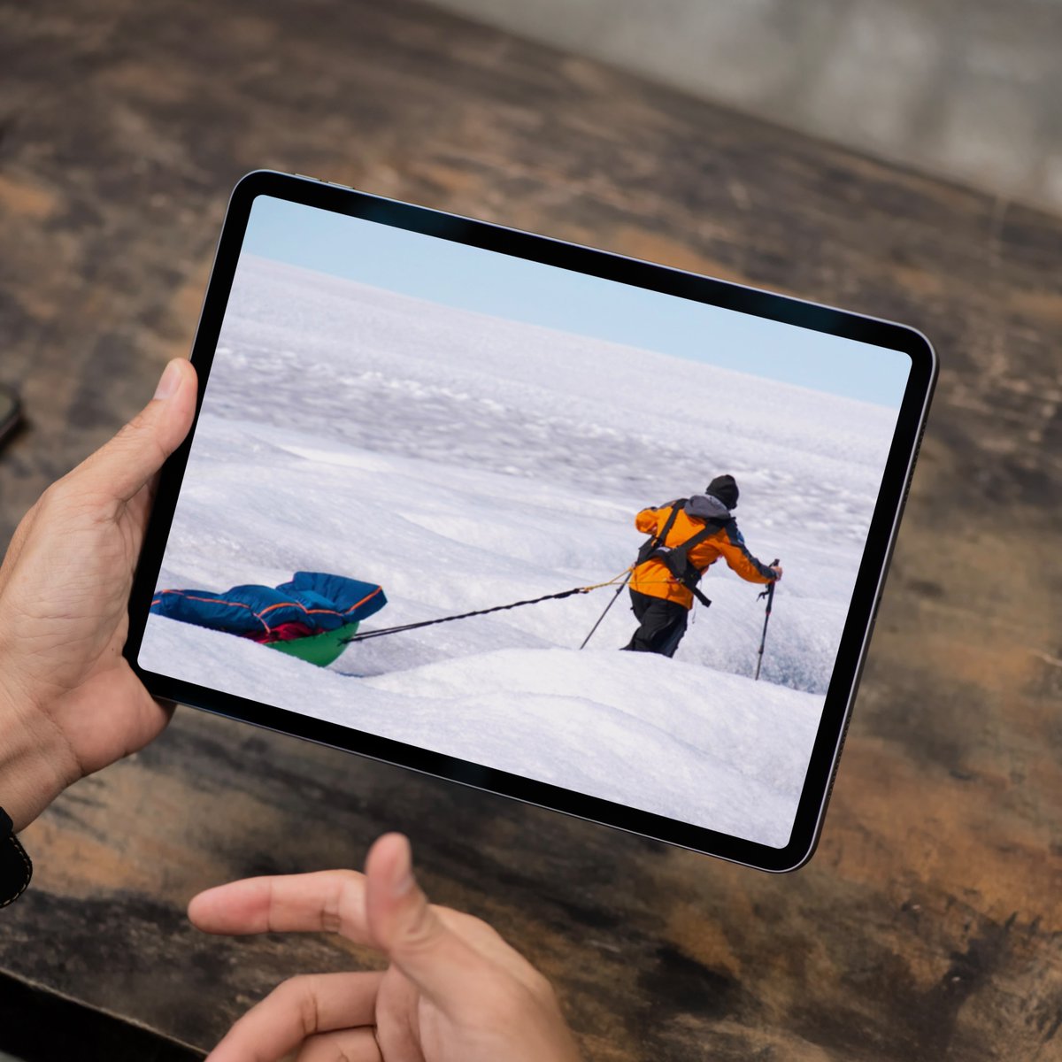 This #NewYearsEve, we’re applauding our #webdesign client, #TheMolarExplorer, as she skis to the #SouthPole!

Cat has already covered 770km of the c.1130km trek - you can see her location on the website we built for her at themolarexplorer.com 

🖥️ Hiatus.Design