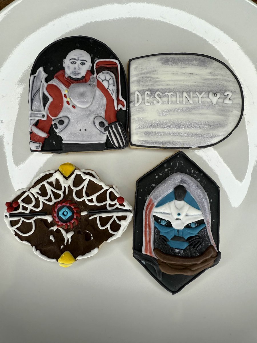 One last treat for 2024 
<a href="/Destiny2Team/">Destiny 2 Team</a> could you please 
ask Zavala and Cayde if they like our cookies?🍪🍪
Happy new year guardians!

#dawningbaking #destiny2 #cookie #dawning 

<a href="/A_dmg04/">dmg04</a> <a href="/MoltenSlowa/">Mitch Alpiner</a> 
<a href="/Cozmo23/">Cozmo</a> <a href="/asalisbury/">𝙰𝚗𝚍𝚢 𝚂𝚊𝚕𝚒𝚜𝚋𝚞𝚛𝚢</a> 

Bungie ID:
Booyaakasha#0804 
Flai#3871
xRegant#1956