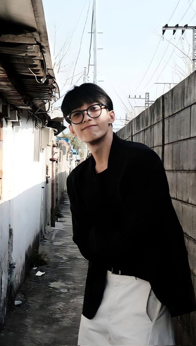 #캐럿트친소 #캐럿_트친소 
캐럿분들과 친해지고 싶어서 트친소 올려봅니다ㅏ 겸프이지만 모든 멤버 다 좋아해요:) 흔적 남겨주시면 다 찾아갈게요!!