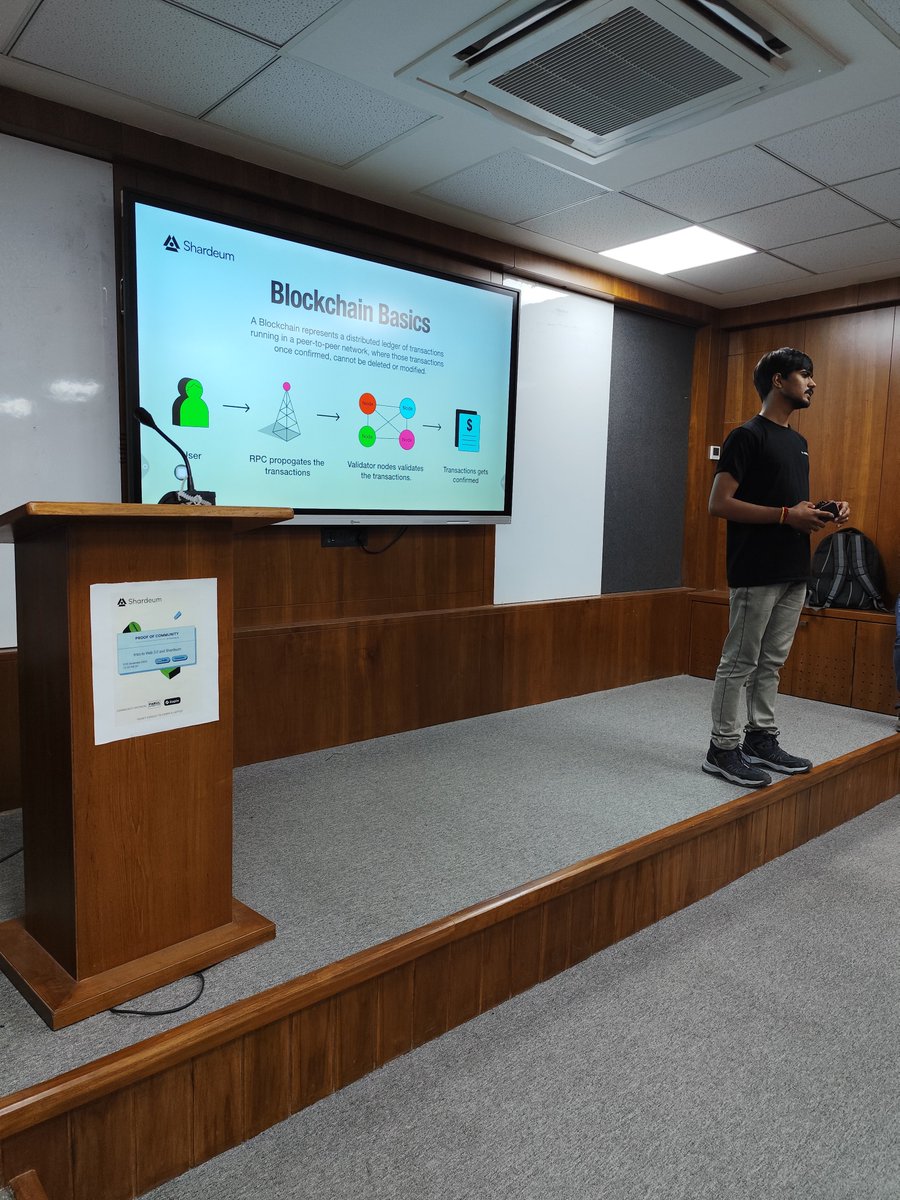 pu_dao_'s tweet photo. We're kicking things off with an intro to Shardeum, adaptive sharding, and how this blockchain is set to scale the future. Get ready to learn, network, and build the Web3 world! 🔥 Stay tuned for more 🔗 #Shardeum #Web3Intro #Blockchain #paruluniversity #web3 #pudao #dao https://t.co/ps44SiS9qq