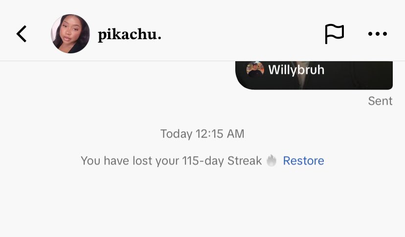 Sakhile_M_'s tweet image. Block me back 🙏🏾 @kamogeloteffo_