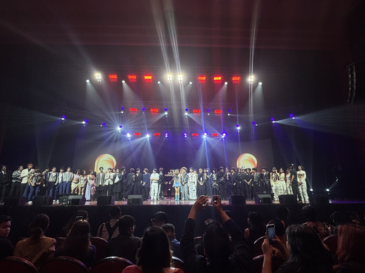 1STONE YEAR ENDER [Part 2] - PPOP MUSIC AWARDS <a href="/PpopMusicAwards/">PPOP Music Awards</a> 

Thank you for having us  🙏🏻 And #FORONE we couldn't have gotten the PPOP SPOTLIGHT award if not for you guys. We love you.

1STONE PpopMusicAwards
#1stOne_WalaNgIba #PpopMusicAwards2024
<a href="/1stoneOfficial/">1ST ONE</a>