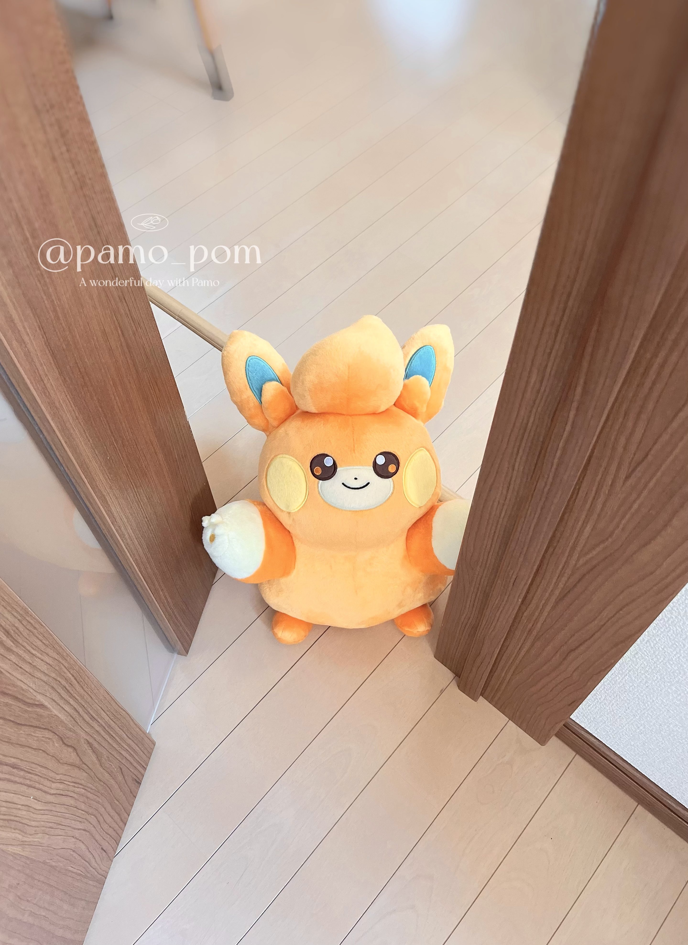 ポケモン、等身大ぬいぐるみなど「パモ」大集合のグッズシリーズ