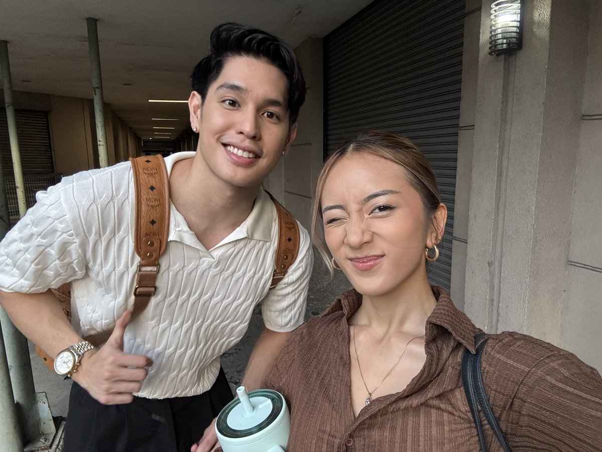 VivaOnePH's tweet photo. Happyyyy holidays from our bebe and mahal! 🥰🫶🏻

Catch Elyse and Sevi’s wildest romance on ‘CHASING IN THE WILD’ all episodes now streaming on #VivaOne! https://t.co/32h09BPf37

#HyGab #ElVi #ChasingInTheWild #CITWEra #UniverKada #UniLoveSquad #BidaKaDito https://t.co/aWjRDEHX8k