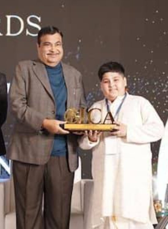 Rebel_Warriors's tweet image. इसे कहते हैं असली विश्वगुरु फर्क साफ है।

पढ़ाई नहीं करने वाले 👇           पढ़ाई करने वाले 👇