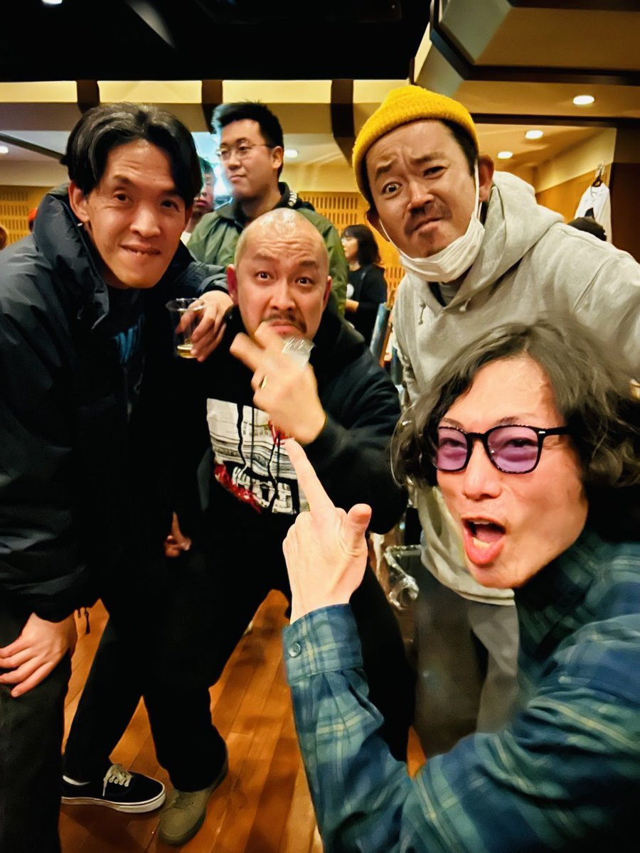 sunny_hiroki's tweet image. シティポップは聞こえないvol.3お疲れ様でした！
よいお年を〜

#fightitout
#fcfive