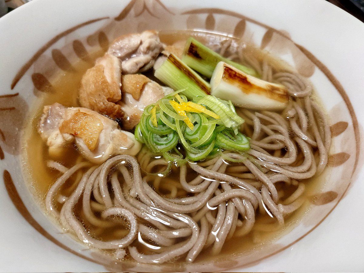 Altrouge176's tweet photo. 晩ご飯は鶏南蛮そば！(*´～｀*)ŧ‹"ŧ‹"ŧ‹" https://t.co/fKVXlvAbg4
