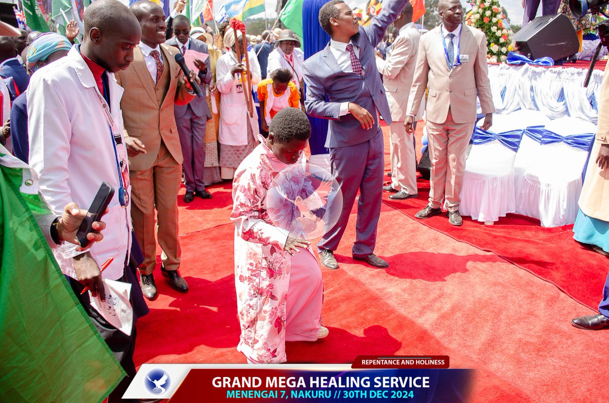 SharonOdinga1's tweet image. It's very fearful to hear and see the fulfillment of the Words of GOD ALMIGHTY from Heaven...the LORD promised that today here at #Menengai7Day2 healing service,HE will come down and visit HIS own people,heal and restore them fully from their situations.
@K24Tv