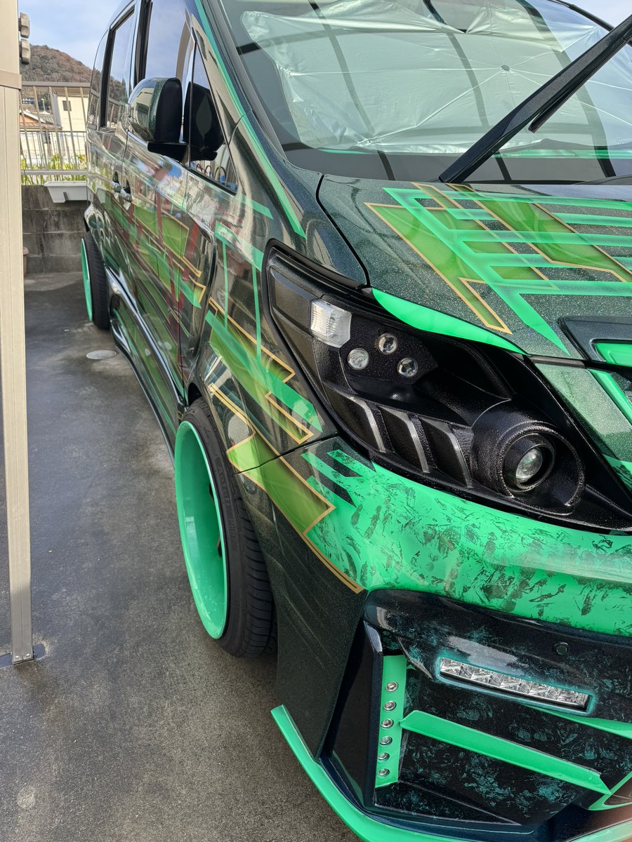 スライドの車ばかり洗車してる