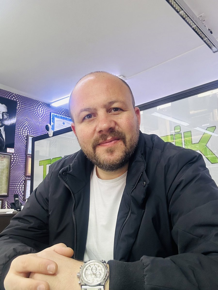 Yeni yıl cennet vatanın her bir köşesinde yaşayan vatandaşlarımıza bolluk bereket getirsin. 

Ocaklarda kaynayan çorbaların yokluğunu göstermesin. 

2025 sağlıkla,cesaretle adım attığımız umut dolu bir yıl olsun...🇹🇷