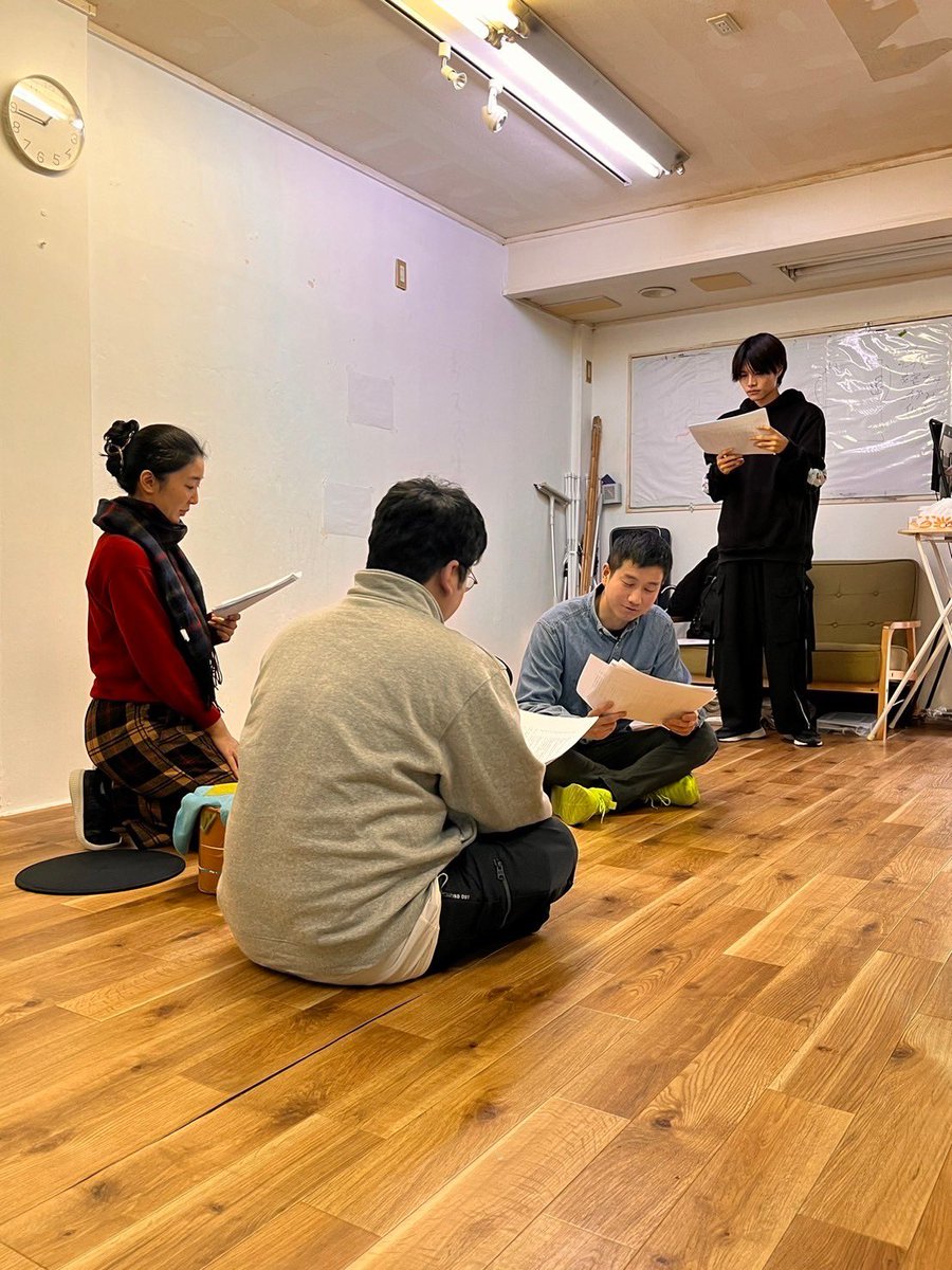 dramatic_kaiwai's tweet photo. 【終了多謝！】
ドラマチック界隈Season2 #0『また別の豊かな��点』、遅ればせながら全2回の開催を終えました！もっと分からなくなる、を合言葉にスタートしたシーズンにふさわしい、演出とは何なのか分からなくなりながら、参加者のみなさんと共に"演出"に取り組んだ二日間でした。ご参加感謝です！ https://t.co/C77fH4Pkek