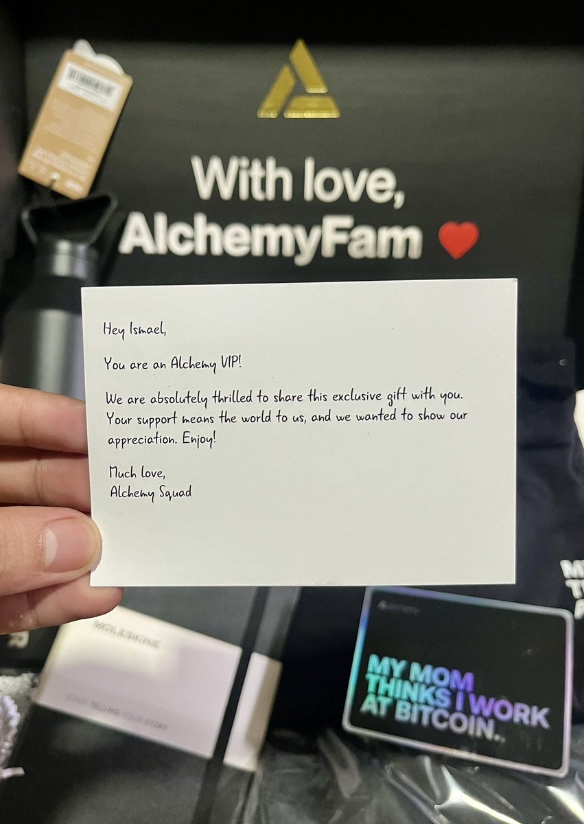 ismaeljerusalem's tweet photo. Oh wow! Thank you for the year end gift @AlchemyPlatform! Looking forward to building @sparkpointio @sparkchain_net with you alongside @arbitrum in 2025 and beyond! 💙🧡

Shoutout to brother @0x_kyle for the support! �� https://t.co/Ds2IRTmDld