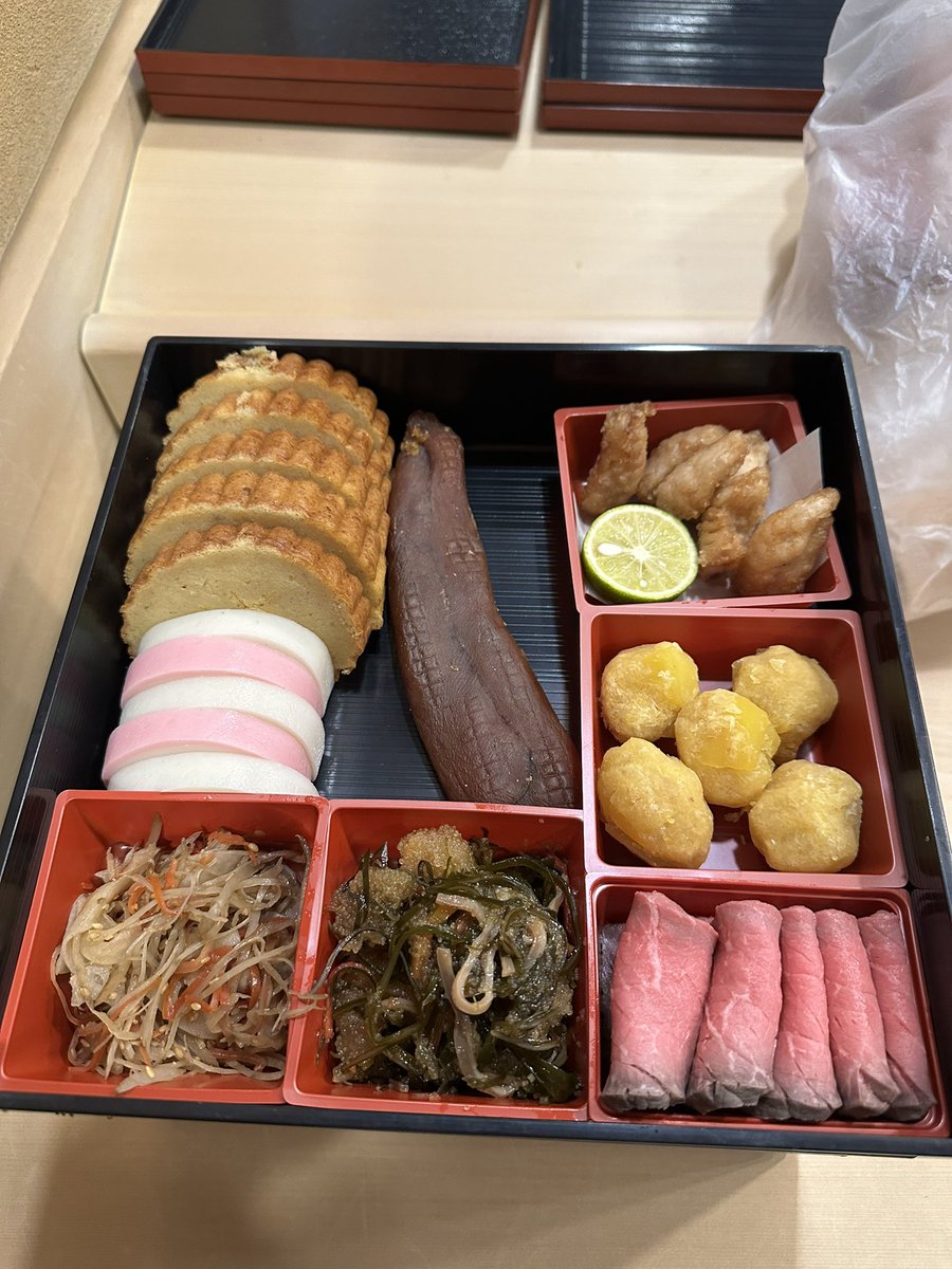 monny001's tweet photo. あと2日、あと2日頑張れば休みだ https://t.co/FK2HUZohEF