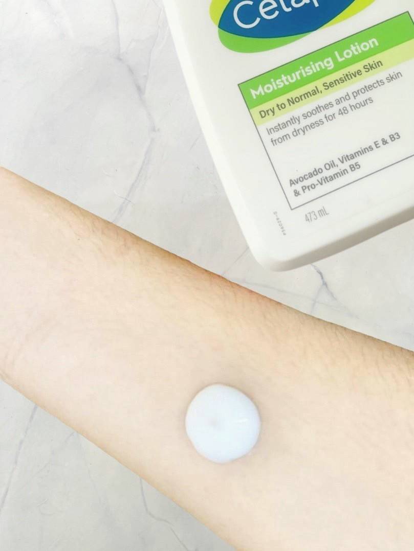 TAWTAW09's tweet photo. แกร๊ Cetaphil Moisturising Lotion น้องเนื้อดีมั่กกก บางเบา ไม่ระคายเคืองผิว ชุ่มชื้นนาน 48 ชั่วโมง ซึมไวทาแล้วไม่รู้สึกผิวแห้ง อยู่ในห้องแอร์ผิวยังชุ่มชื้น ใช้ได้ทั้งผิวหน้าและตัวอีกด้วย

#LetYourCetaphilSkinBareItAll
#ผิวดีเผยได้ไม่มีอุดตันด้วยCetaphil
#ผิวดีฟีลสบายไร้อุดตัน https://t.co/geM8shFhme