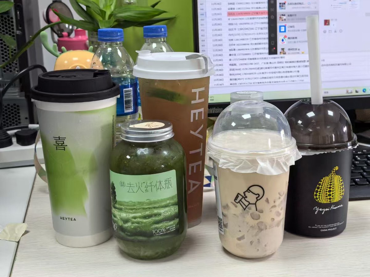 olivia92247's tweet image. Good luck, in countless tomorrow! 😎😎😎See you in 2025!!！🤭#newyear2025 #titaniumfactory #titanium #TitaniumGirl #TitaniumAlloys