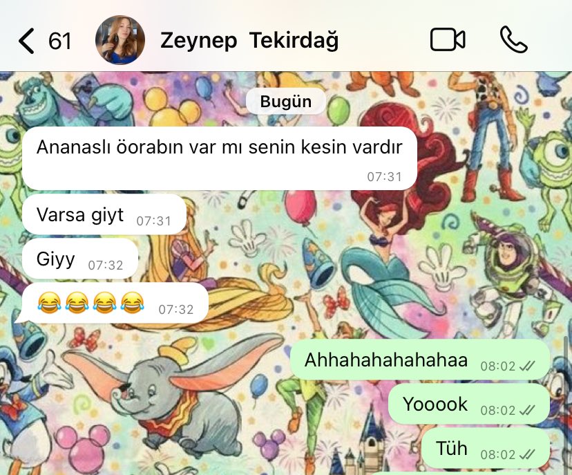 Çoraba olan düşkünlüğümü bilmeyen varsa 😆