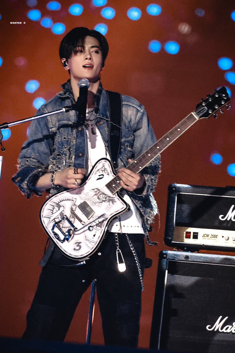 ENHYPEN IS 7. tweet media