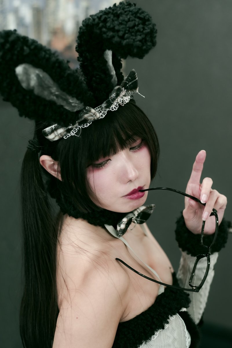 Cien_SE's tweet photo. マシュマロ撮影会 12/28 その2 
model：秋元る�� さん@akimoto_rui
※銃の構え方のご指摘は受け付けておりません。
#秋元るい #マシュマロ撮影会 #ポートレート #portrait #ファインダー越しの私の世界 #ポートレート好きな人と繋がりたい #これペンタックスで撮りました https://t.co/GvxHfoYuem