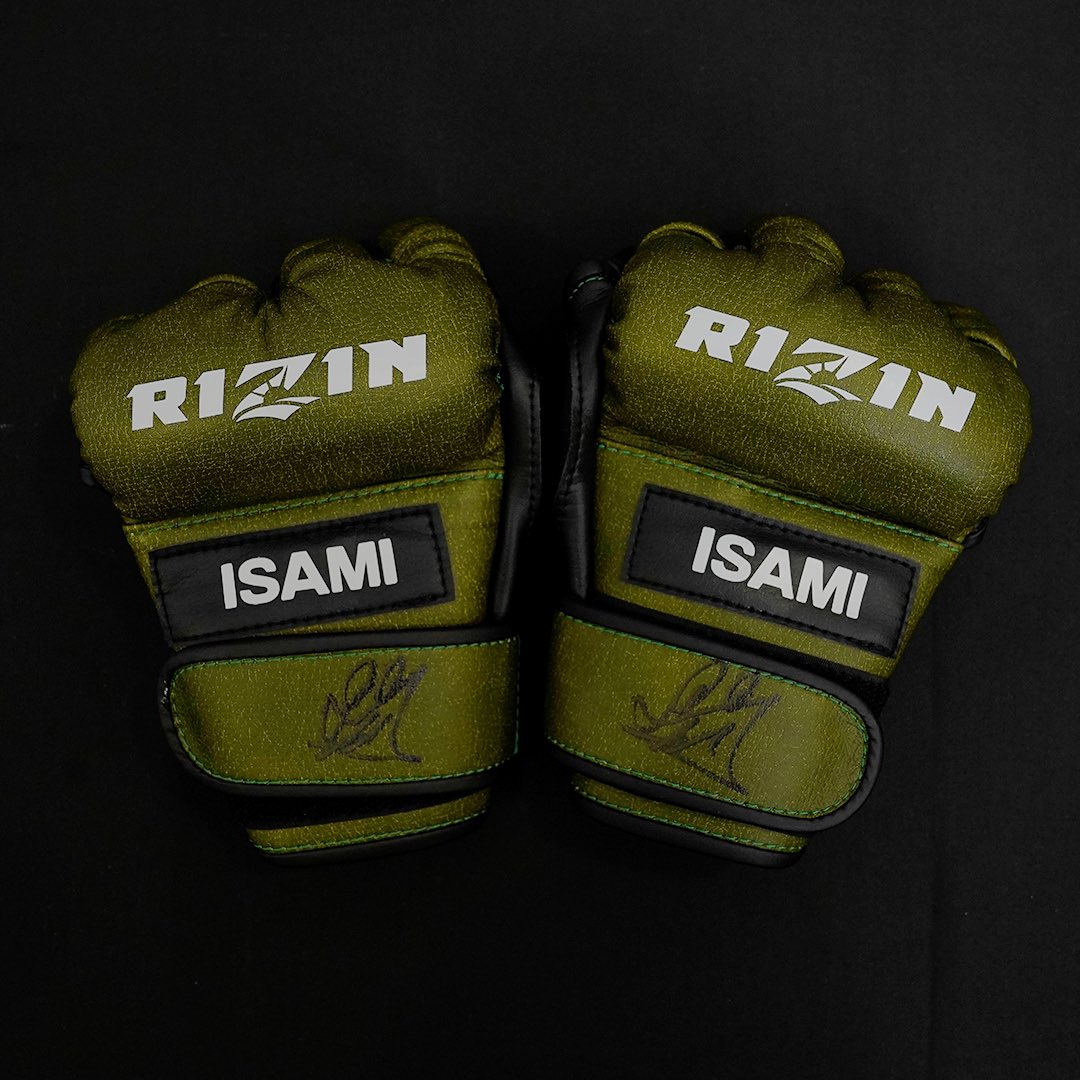 kakehashi___'s tweet photo. 🔷#KAKEHASHI × #RIZIN   🔷
📢コラボ #オークション 開催中📢

  #雷神番外地 出品情報更新中❗️

🔸 #篠塚辰樹 選手
実使用サイン入りグローブ
（サイン入りチェキ付）

📆開催期間：12/31(火)~1/5(日)

🔷出品詳細はコチラ↓
https://t.co/xjVN4NdJMZ

@rizin_PR 
#RIZIN_DECADE   #RIZIN49 https://t.co/LWKqk3jOvV