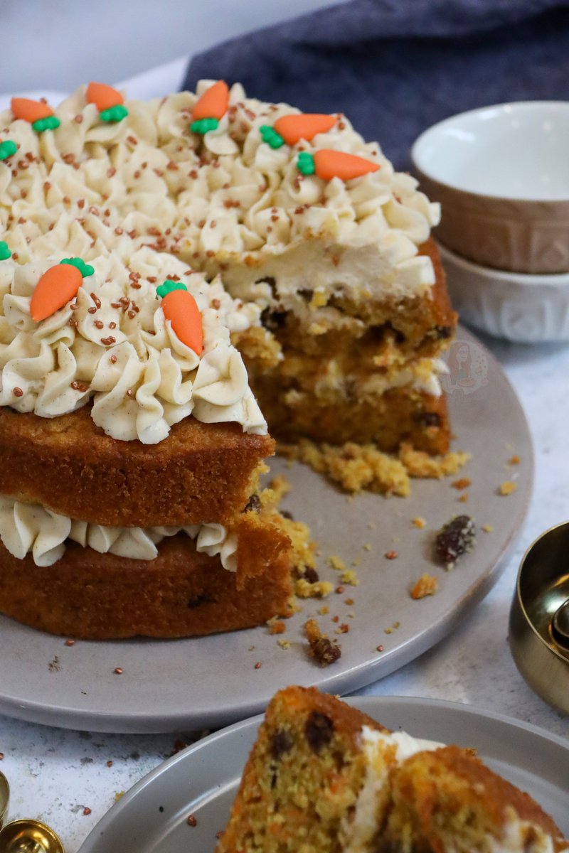 Gluten Free Carrot Cake 🎂🥕 Recipe - janespatisserie.com/2015/11/18/glu…