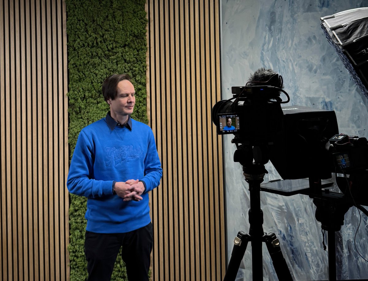 Maxim Salnikov (@webmaxru) on Twitter photo My 2024 for dev community
🎙️Tech talks at 20 confs & 7 meetups: <a href="/github/">GitHub</a> Copilot, #GenAI, #LLMOps, #WebPush. Incl. 2x #MSIgnite, 2x #MSAITour, 2x #DevFest
🎉MC <a href="/c3devfest/">C3 Dev Festival | Amsterdam</a>
🤝Org <a href="/PromptEngConf/">Prompt Engineering Conference - Tickets on sale!</a>: 7.6K views
✨Joined #WebML CG on <a href="/w3c/">W3C (@w3c@w3c.social)</a>
⏬5K of my <a href="/npmjs/">npm</a> libs
👋Big plans for '25! My 2024 for dev community
🎙️Tech talks at 20 confs & 7 meetups: <a href="/github/">GitHub</a> Copilot, #GenAI, #LLMOps, #WebPush. Incl. 2x #MSIgnite, 2x #MSAITour, 2x #DevFest
🎉MC <a href="/c3devfest/">C3 Dev Festival | Amsterdam</a>
🤝Org <a href="/PromptEngConf/">Prompt Engineering Conference - Tickets on sale!</a>: 7.6K views
✨Joined #WebML CG on <a href="/w3c/">W3C (@w3c@w3c.social)</a>
⏬5K of my <a href="/npmjs/">npm</a> libs
👋Big plans for '25!