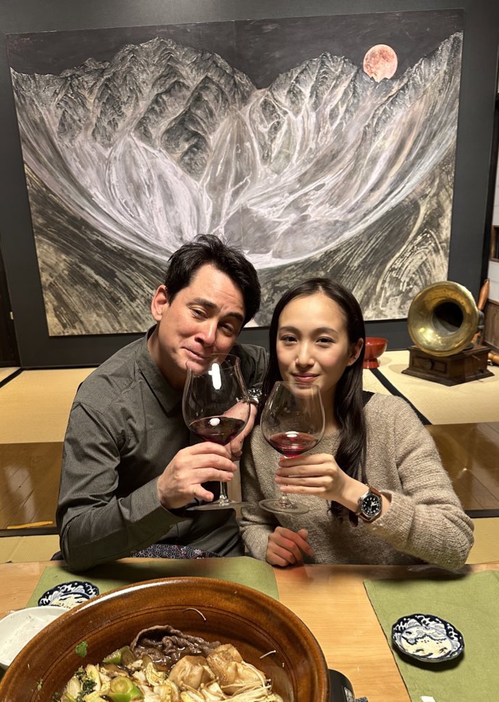 kennoguchi0821's tweet photo. 今年は絵子さんにも活動の方で助けられました。何度、一緒に能登半島入りしたことか。特に絵子さんが力をいれたのは、避難所での女性のニーズ調査。あれには本当によくやってくれました。

また、エベレストの清掃活動も。

来年は2年ぶりに一緒にヒマラヤの6000m峰への挑戦。年越しましたら春のヒマラヤ遠征に向けてトレーニング開始！！！

絵子さんとこの一年を振り返りながら、実に色々あったものだと。

本当に色々ありました。来年は穏やかな年になる事を願いつつ、同時に備えておかないと、とも。