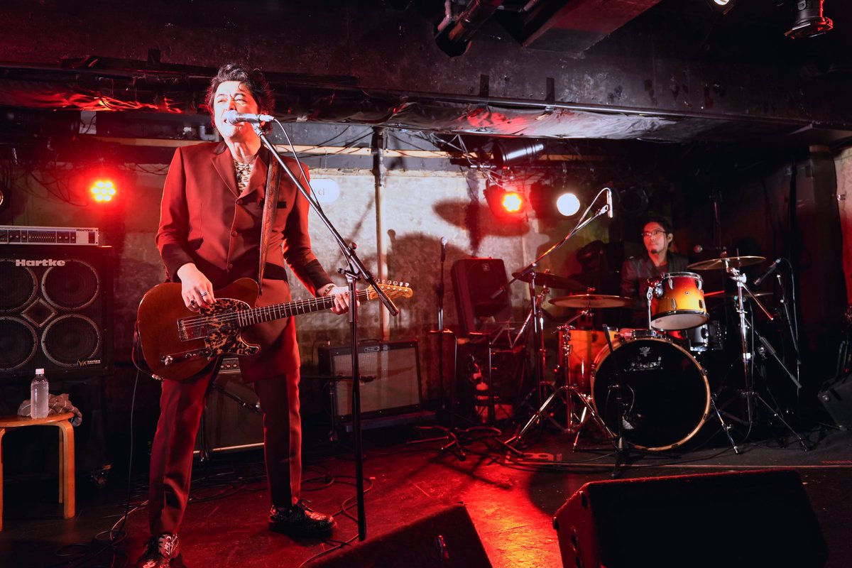 ロックンロールサービス・トライアド tweet media