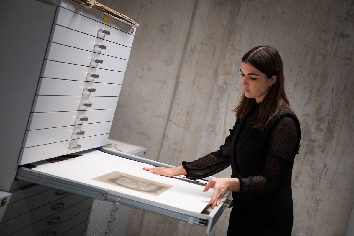 Het RHCe is continu op zoek om de dienstverlening te verbeteren. Graag horen we van jou hoe je onze dienstverlening ervaart en of je nog tips hebt. Help jij ons mee onze dienstverlening te verbeteren?
Ga naar rhc-eindhoven.nl om jouw mening te geven. Hartelijk dank!