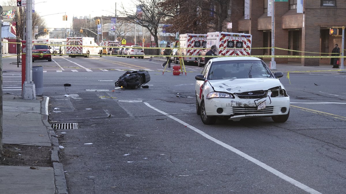 Darius Radzius tweet media