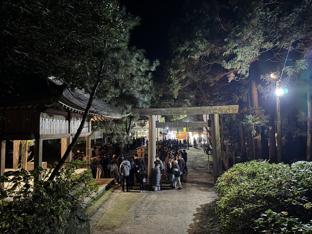 新年明けましておめでとうございます。
本年も櫻井神社・櫻井大神宮の大神様のご神徳を戴かれ、皆様方のご多幸をお祈り申し上げます。