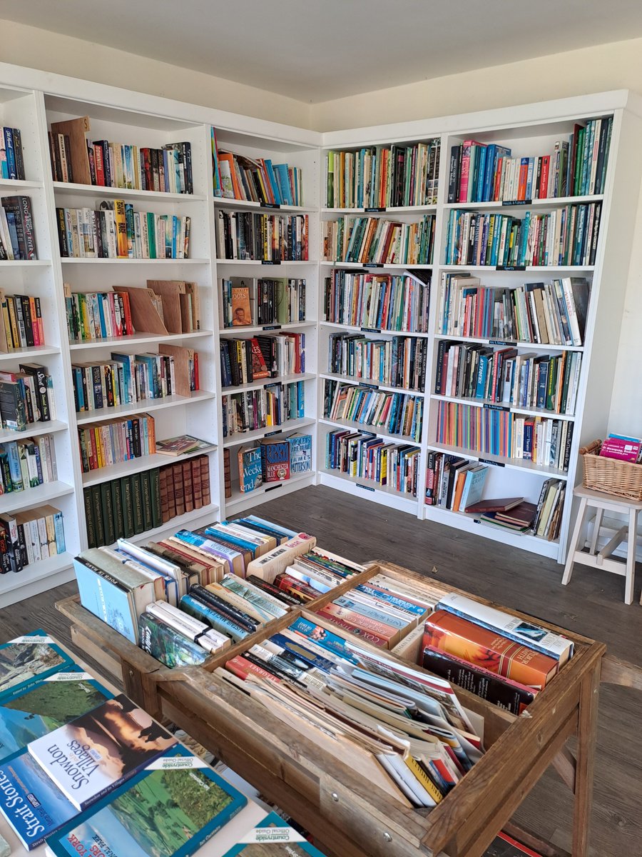 Looking for your next great read? Visit the Riverside Second-hand Bookshop during the January sale. Paperbacks are just £1, and hardbacks are only £2. 📖

Plus, every purchase you make helps to look after Bodiam Castle, for everyone, for ever. 🏰