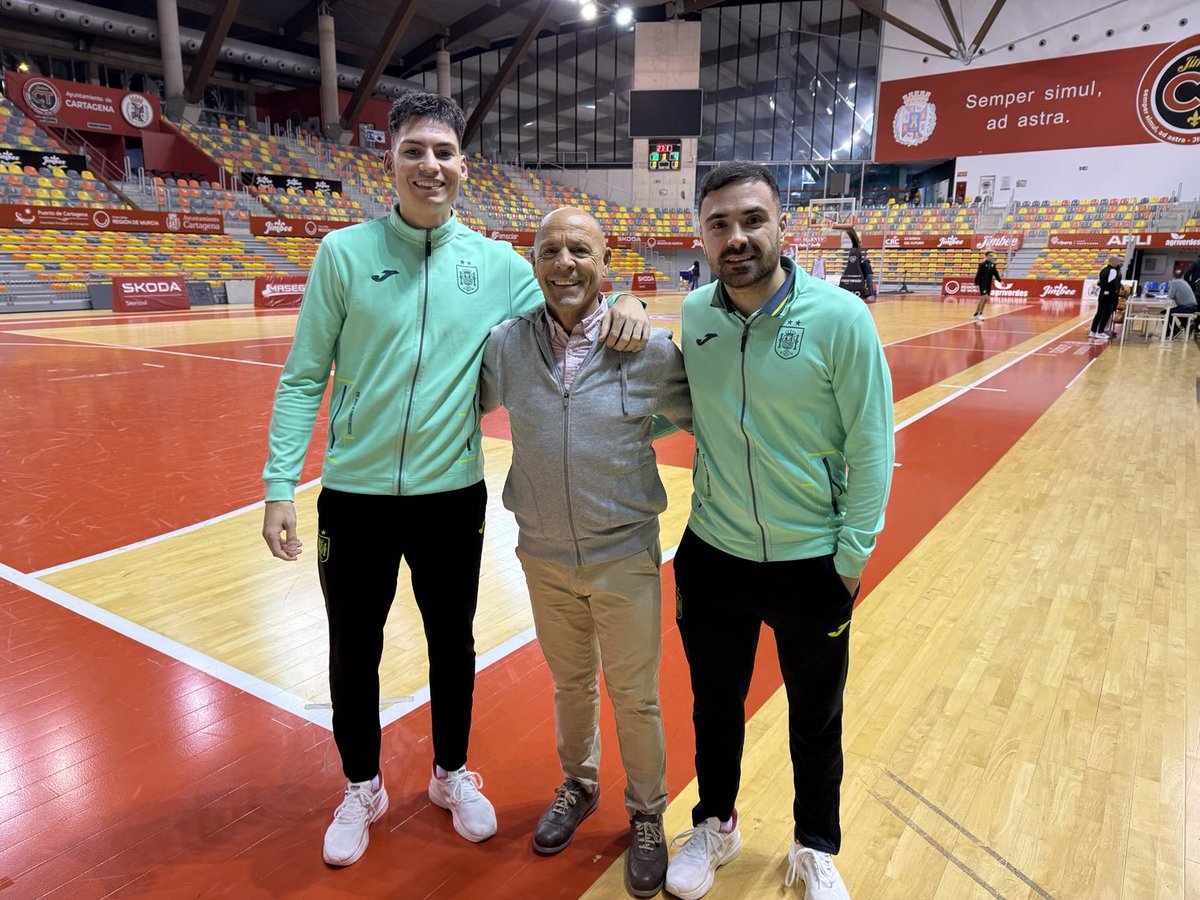 Luciano (@lucianohf_6) on Twitter photo Dos Internacionales por Espaรฑa ๐ช๐ธ muy grandes โฆ<a href="/RicardoMayor11/">Ricardo Mayor</a>โฉ y โฆ<a href="/chemi1996/">Jose Miguel Oliver</a>โฉ derbi regional en 1 โฆ<a href="/FutSalRFEF/">Futsal RFEF</a>โฉ dos Murcianos Librillano y Mazarronero ambos siempre jugaron en nuestras selecciones โฆ<a href="/ffrm_se/">Selecciones FFRM โฝ</a>โฉ โฆ<a href="/ffrm_es/">FFRM</a>โฉ orgulloso de vosotros ๐๐ผ๐๐ผ๐๐ผ๐ช๐ธ Dos Internacionales por Espaรฑa ๐ช๐ธ muy grandes โฆ<a href="/RicardoMayor11/">Ricardo Mayor</a>โฉ y โฆ<a href="/chemi1996/">Jose Miguel Oliver</a>โฉ derbi regional en 1 โฆ<a href="/FutSalRFEF/">Futsal RFEF</a>โฉ dos Murcianos Librillano y Mazarronero ambos siempre jugaron en nuestras selecciones โฆ<a href="/ffrm_se/">Selecciones FFRM โฝ</a>โฉ โฆ<a href="/ffrm_es/">FFRM</a>โฉ orgulloso de vosotros ๐๐ผ๐๐ผ๐๐ผ๐ช๐ธ