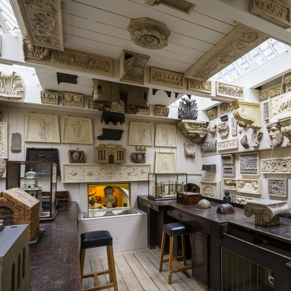 Plans for 2025? You could be our Drawing Office Artist-in-Residence! ✍️🎨

This unique space was curated by Soane as an immersive textbook for his pupils, to inspire their draughtsmanship. Could it do the same for you?

Applications are open: bit.ly/4iZl2vu 👈
