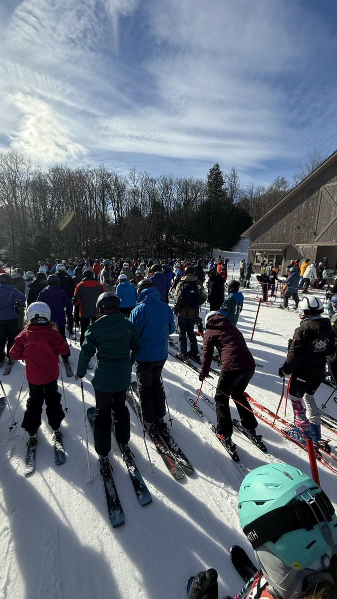 TheRealNate's tweet image. Hey @OkemoMountain I think you need to update your #epicpass lift times…