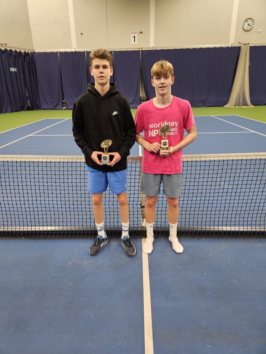 Bolton Christmas Grade 3 @BoltonArena
18U Boys Singles
🥇 Max
🥈 Oscar