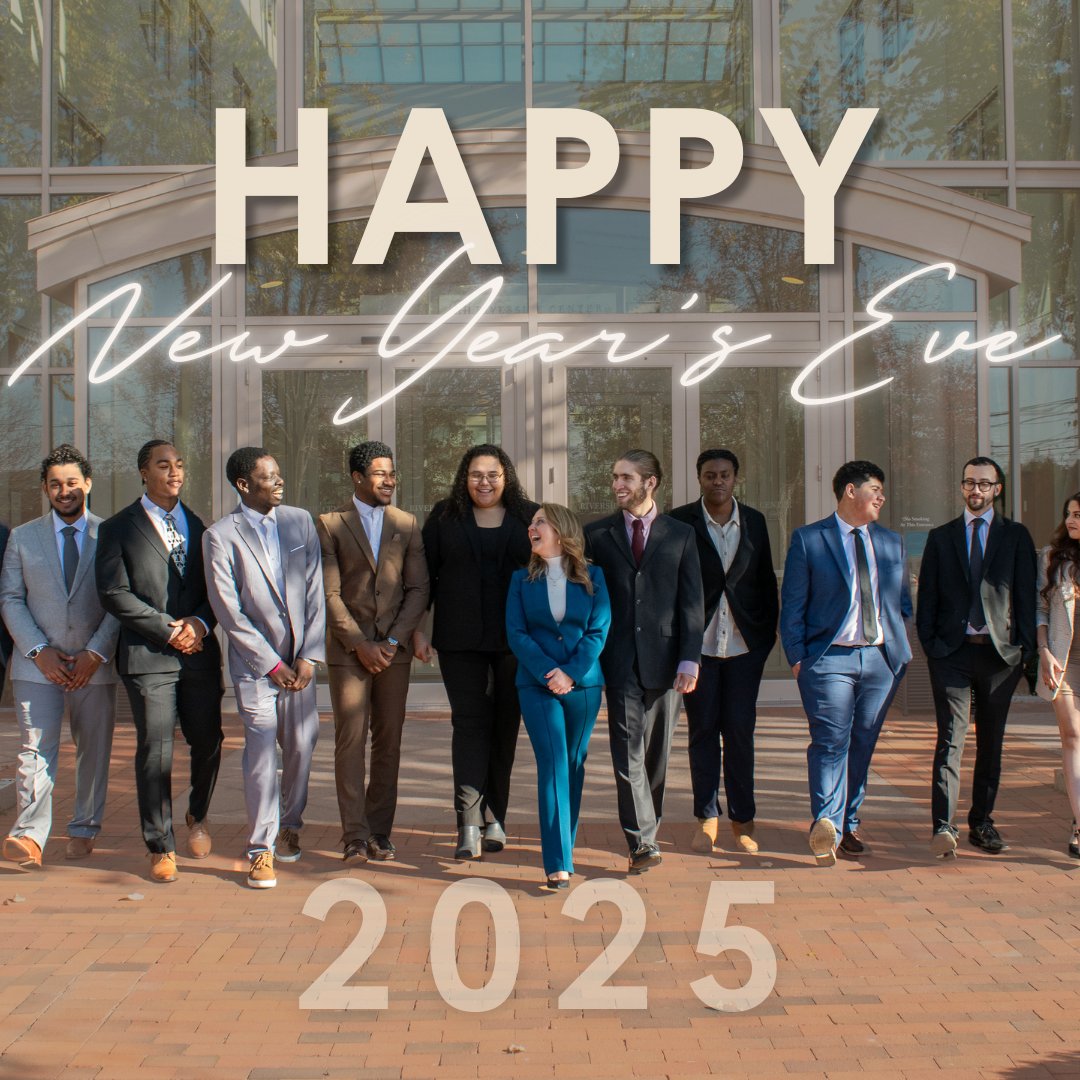 consultivestrat's tweet image. The end of one chapter brings the start of another. 📈 Thank you for being part of our 2024 journey—here’s to an even more strategic and successful 2025! Happy New Year’s Eve from Consultive Strategy Group! 
-
#strategizeforsuccess #futurefocused #goalsetting #nye #newyear