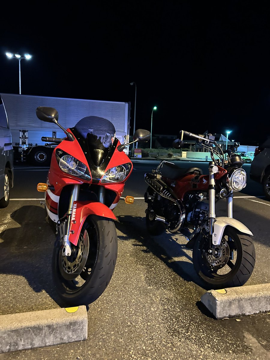 チー太郎 (@titaro_diary) on Twitter photo #毎月1日はR1の日
昨年はあまり乗れなかった相棒たち…今年はどんな年になるかな?またよろしくね! #毎月1日はR1の日
昨年はあまり乗れなかった相棒たち…今年はどんな年になるかな?またよろしくね!