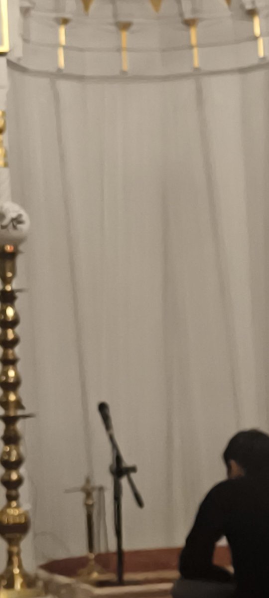 fildik23's tweet photo. Diyanet lav edilmeli  bu gün 3 ayları karsılıyoruz  ama kursuler boş  dışarda karşı cephe tum hazırlıklarını yapmı s bizden olanları bile kendi safına cekmiş  emrıbıl maruf nehyi anl munker yok  #dinayet görevini yap https://t.co/k7ZQn6xDuI