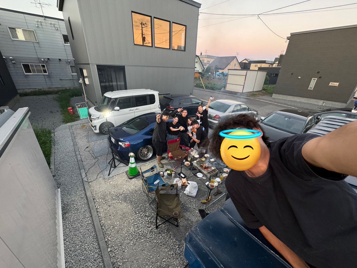 m356641's tweet photo. 今年も仲間に感謝で🤝

楽しい1年⭕️

春からワンピカードプレイヤーとしてそちらにお熱で、、、
大会も入賞できるようになってきてプロモカードもらったり、知り合いできたり楽しくなっちゃって。笑

車は理想に近づき課題が見えてまた遠くなり。w
　
二足のわらじで✌️

来年もよろしくお願いします🙇 https://t.co/oFvviA6byt
