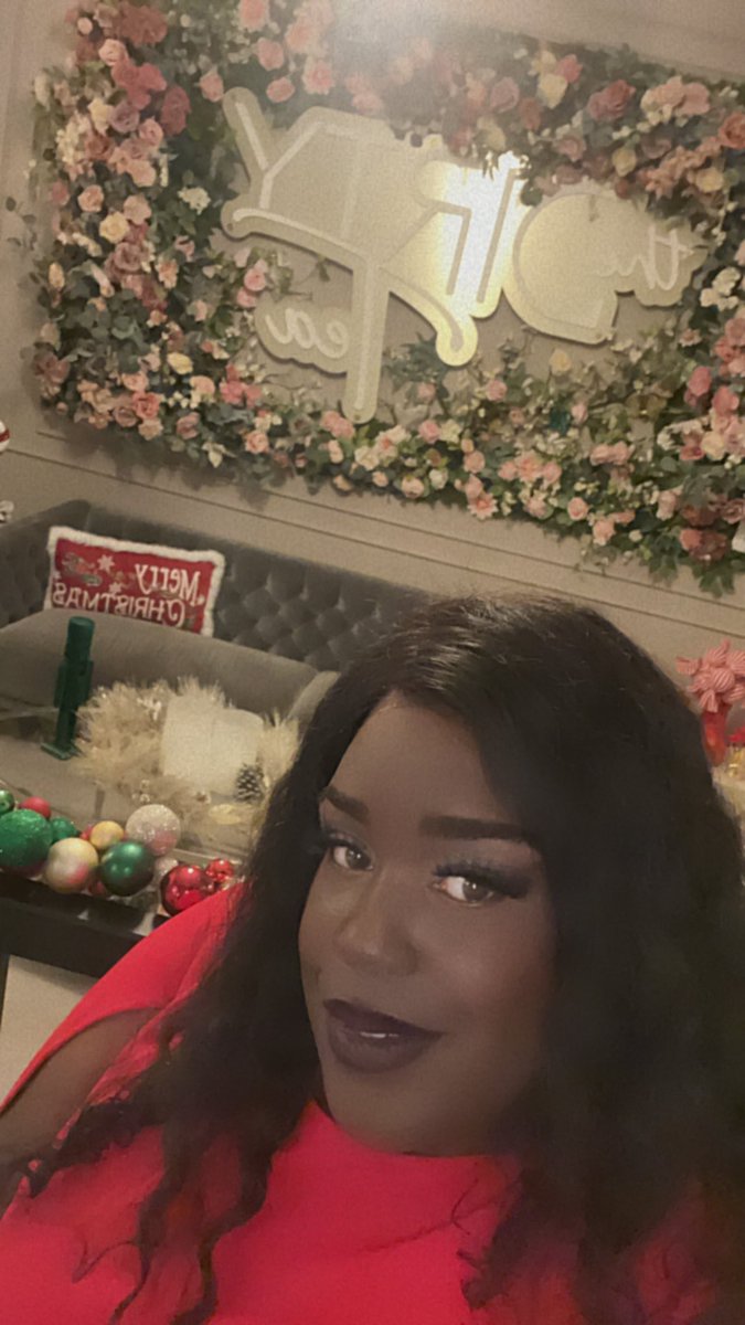 MonicaThickass's tweet photo. I’m ready for the New Year!!! #2025 #BBW Atlanta https://t.co/VEn6xWxM6h