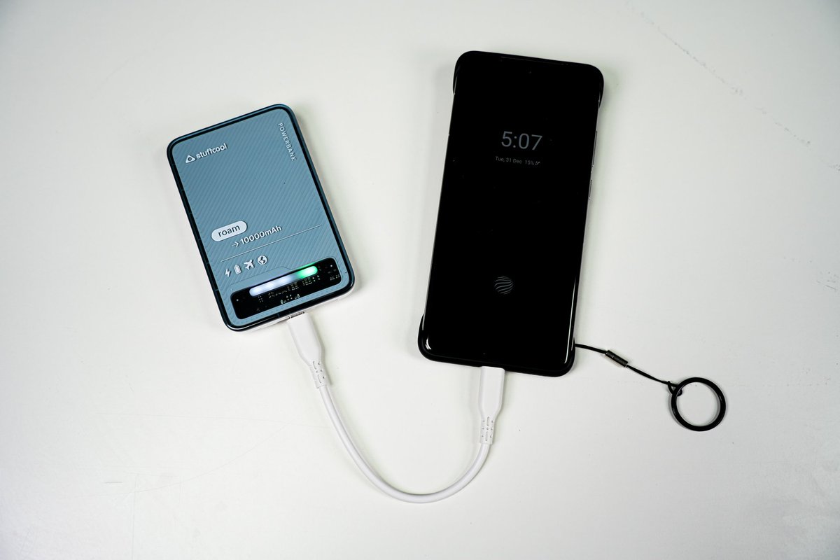 TechFactsRafee's tweet image. #Stuffcool roam is a pocket friendly 10000mAh mini #Powerbank , which offers 22.5W USB-A output, 20W PD type-C output &amp;amp; Claiming iPhone charging 50% in 30min, &amp;amp; 18W input fast charging.
Very small &amp;amp; Handy 👌 have a look👌
Price: ₹1499 👇
amzn.to/4iXvraL
@Stuffcool