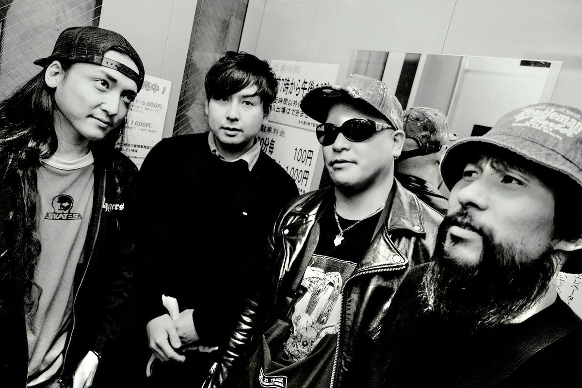 Guys in Question tweet media