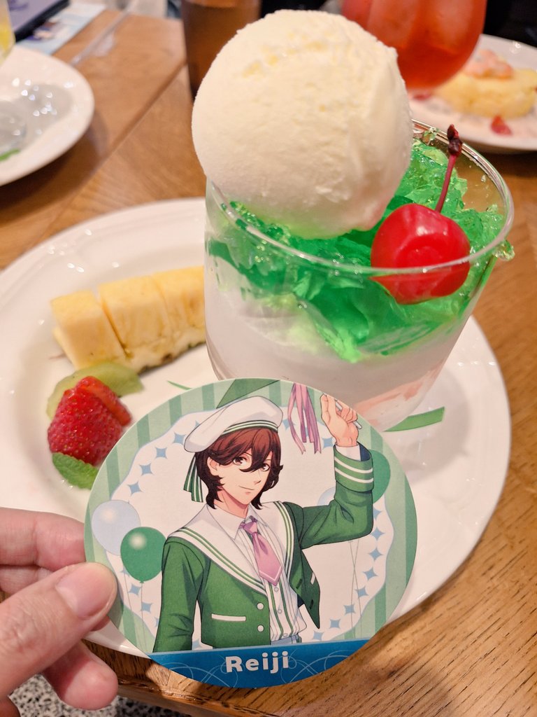 tempt_mellow's tweet photo. ほとんど呟けなかったけど、今年もうたプリに浸かった年でした🥰🥰
ムーンシャイン楽しかったしカルナイソロアルバムでは泣いたな…✨

フォロワーさん各位、今年もお世話になりました🙇‍♀️
来年もどうぞよろしくお願いいたします🙌🎶 https://t.co/2EeWR2zXdf