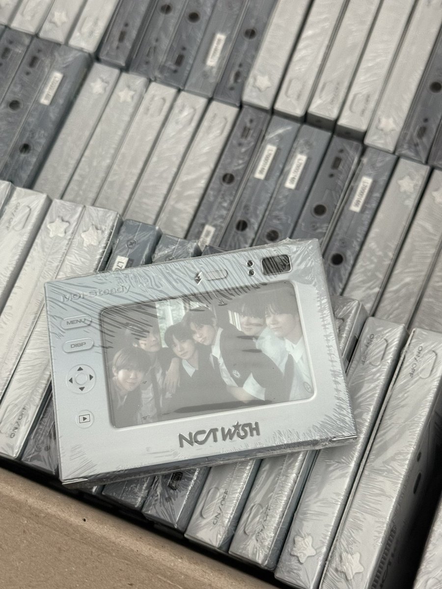 mikkojamjam's tweet photo. แจกของขวัญปีใหม่ค่า ⭐️🍀

♡ อัลบั้ม nct wish qr ver. 2อัลบั้ม
♡ อัลบั้ม nct dream candy 2อัลบั้ม
♡ การ์ด nct wish  3ใบ (เมมละ1)
♡ การ์ด nct dream 7ใบ (เมมละ1)

สุ่มแจกคนละ1ชิ้น ไม่ต้องออกค่าส่งค้าบ เราส่งให้ฟรีค้าบ

สุ่มจากฟลว + rt นี้คับ

สุ่มวันที่ 1/1 13:00 นะคับ https://t.co/1pDE2uGDq9